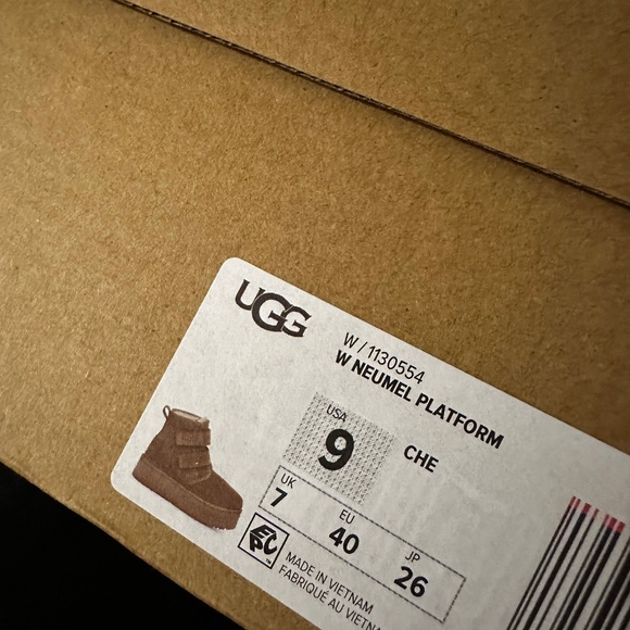 Uggs NEUMELPlatform Boots Tan sz 9 guc in box - Picture 14 of 16